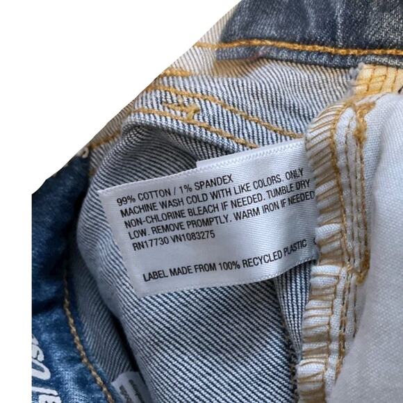 Original Use Men’s Slim Fit Taper Jeans Light Wash Distressed 30x32 NWT - Picture 12 of 13